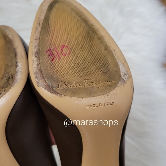 Salvatore Ferragamo Ronda brown pumps - Picture 7 of 8